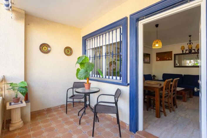 Image No.1-3 Bed Townhouse for sale