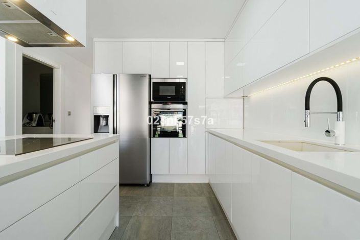 Image No.11-3 Bed Villa for sale