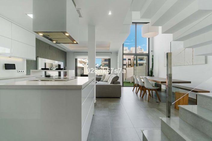 Image No.6-3 Bed Villa for sale