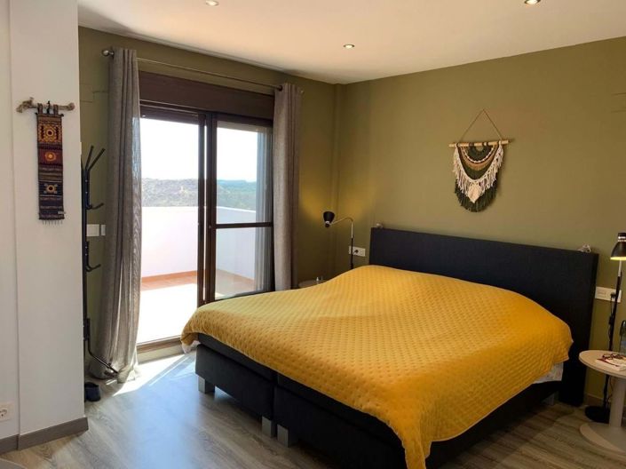 Image No.15-3 Bed Villa for sale