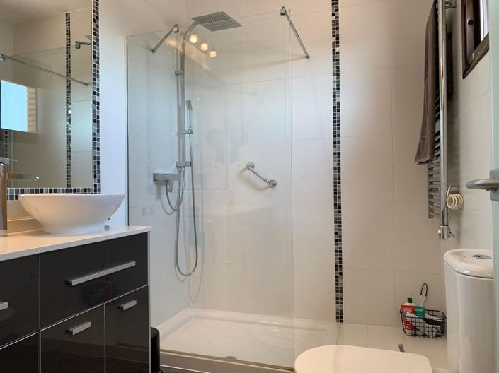 Image No.18-3 Bed Villa for sale