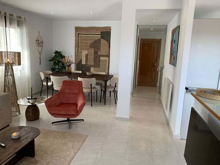 Image No.2-3 Bed Villa for sale