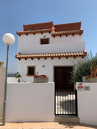 Image No.31-3 Bed Villa for sale