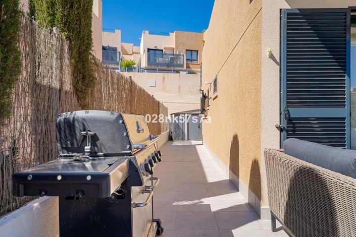 Image No.8-3 Bed Villa for sale