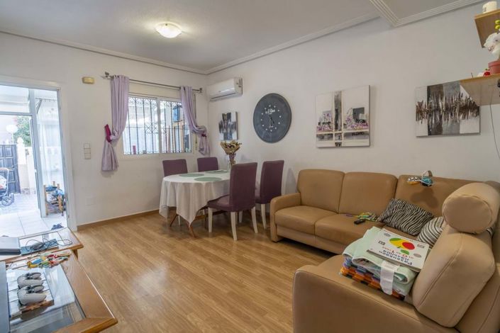 Image No.3-3 Bed Townhouse for sale