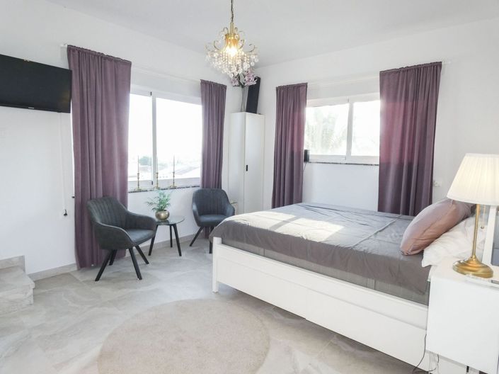 Image No.27-5 Bed Villa for sale