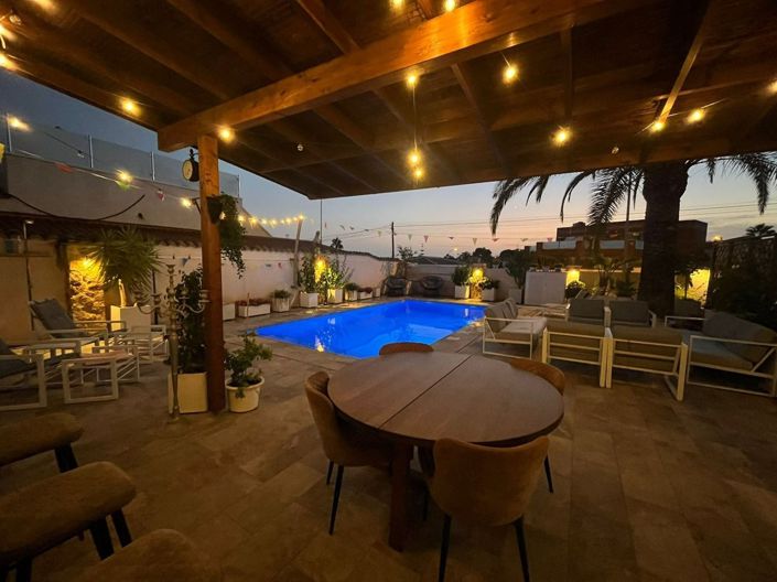 Image No.3-5 Bed Villa for sale