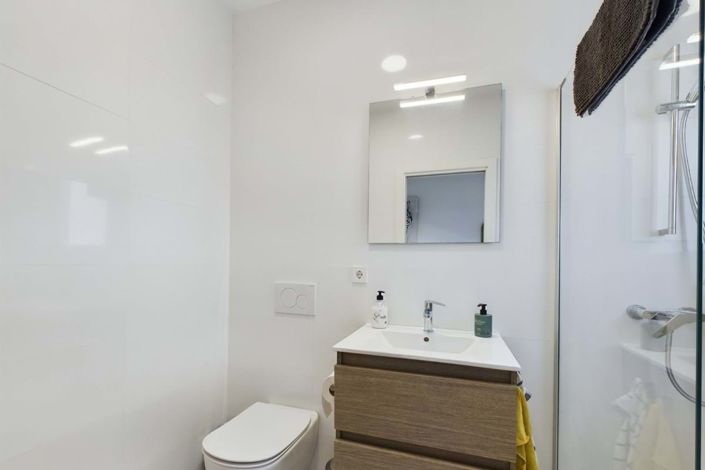 Image No.33-3 Bed Villa for sale