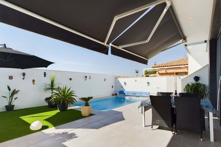 Image No.6-3 Bed Villa for sale