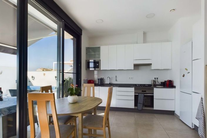 Image No.7-3 Bed Villa for sale