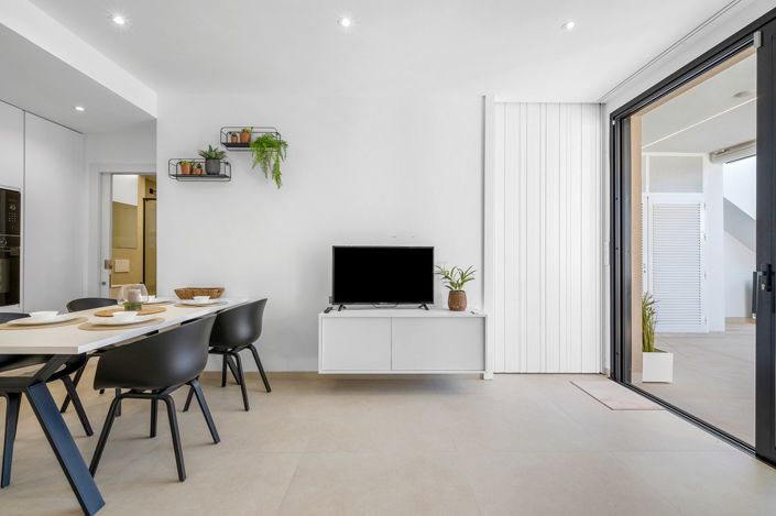 Image No.3-2 Bed Apartment for sale