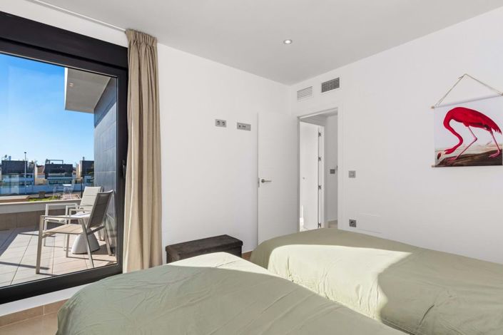 Image No.23-3 Bed Villa for sale