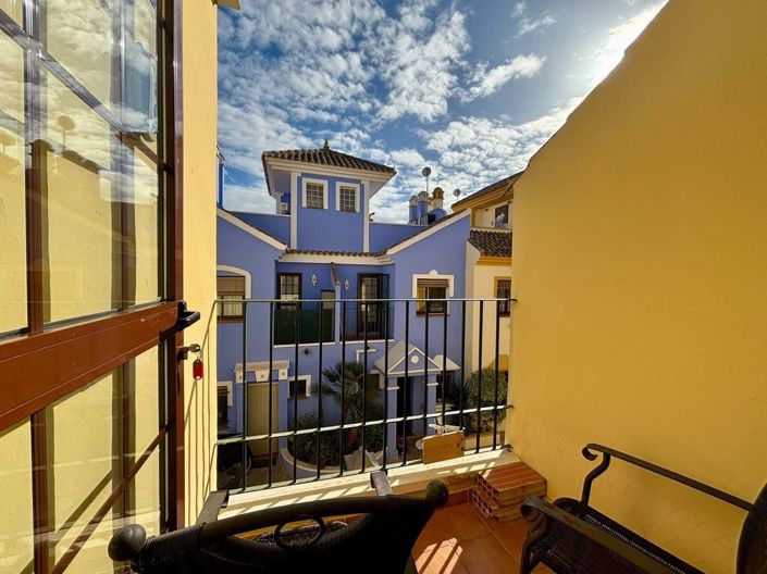 Image No.11-2 Bed Townhouse for sale