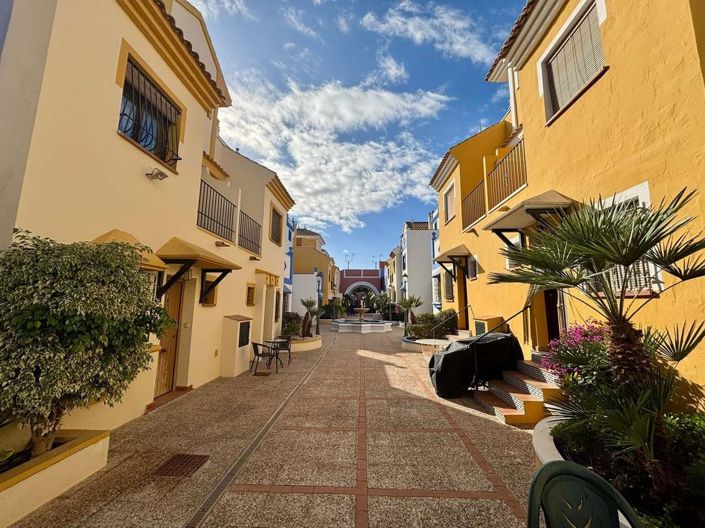 Image No.14-2 Bed Townhouse for sale