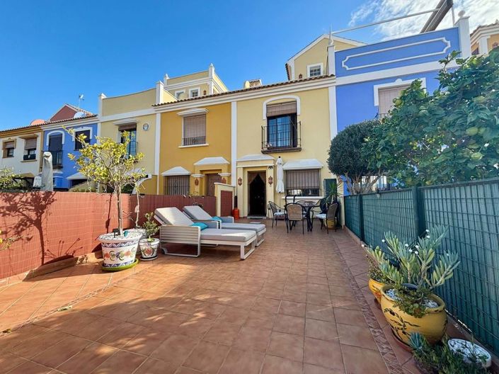 Image No.2-2 Bed Townhouse for sale