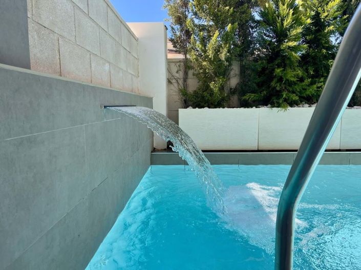 Image No.16-3 Bed Townhouse for sale