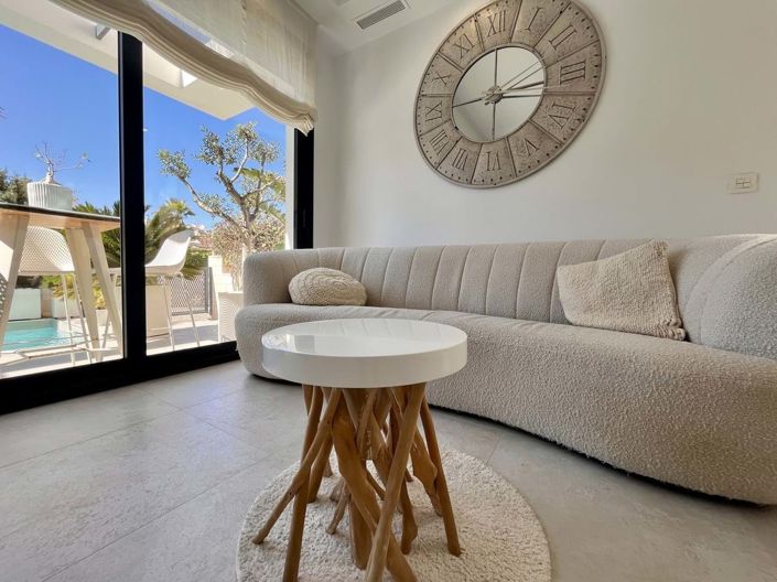 Image No.29-3 Bed Townhouse for sale