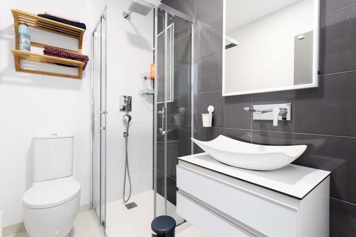 Image No.16-2 Bed Apartment for sale