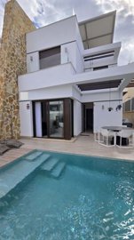 1447-535108-78d1f4f8b6655591b02d22fabb36a692d