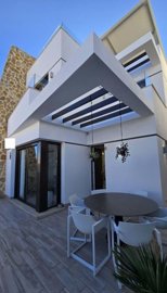 1447-535108-78d1f4f8b6655591b02d22fabb36a692d