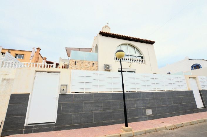 Image No.43-5 Bed Villa for sale