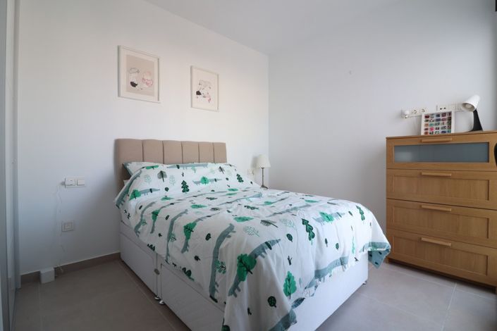 Image No.15-3 Bed Townhouse for sale