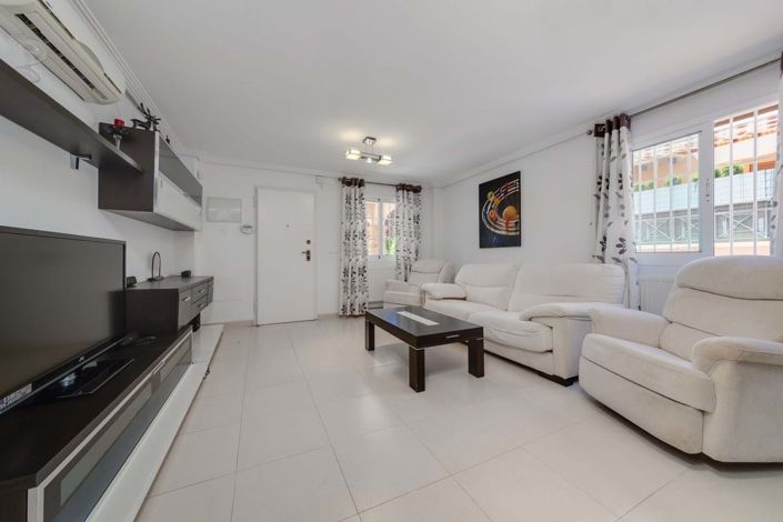 Image No.4-3 Bed Townhouse for sale