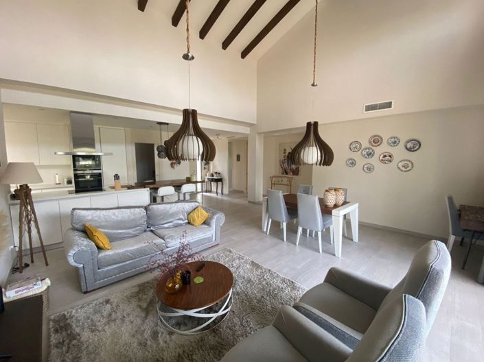 Image No.11-3 Bed Villa for sale