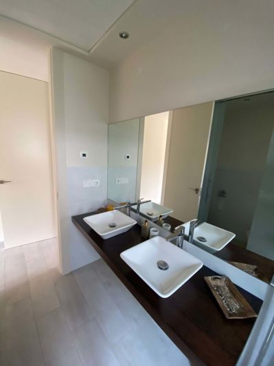 Image No.24-3 Bed Villa for sale