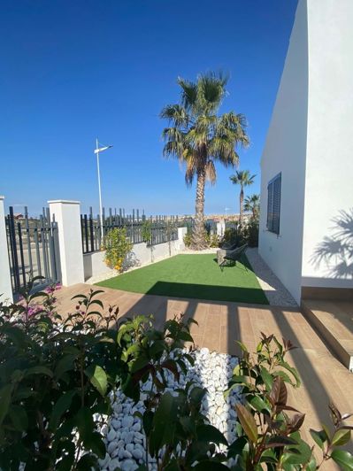 Image No.4-3 Bed Villa for sale