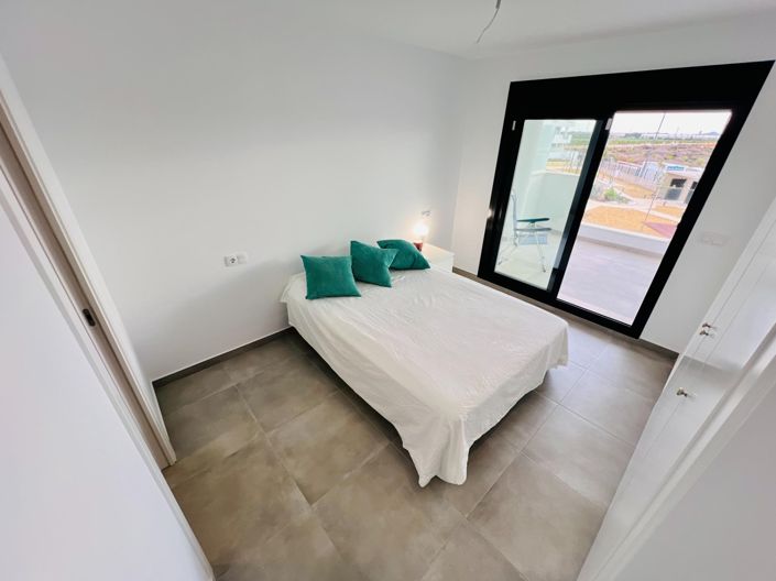 Image No.14-2 Bed Apartment for sale