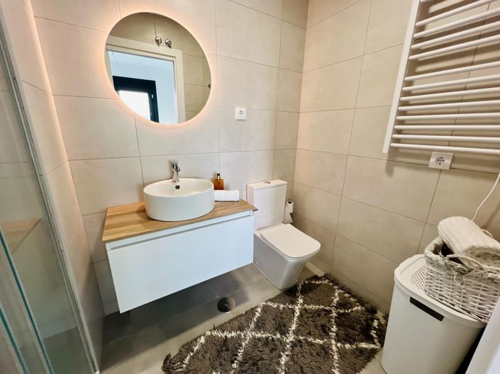 Image No.17-2 Bed Apartment for sale