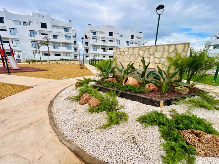 Image No.22-2 Bed Apartment for sale