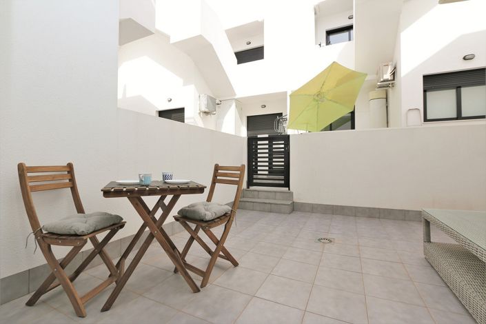 Image No.16-2 Bed Apartment for sale