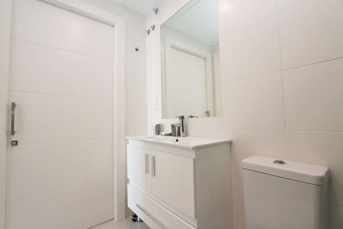 Image No.23-2 Bed Apartment for sale