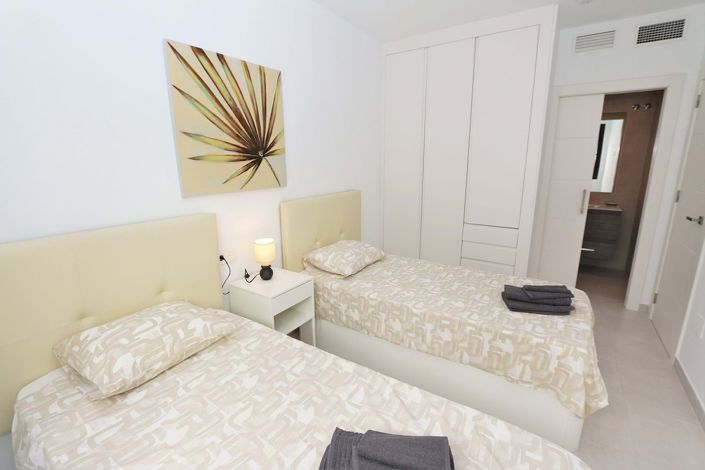 Image No.25-2 Bed Apartment for sale