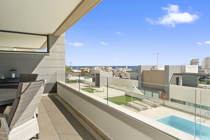 Image No.1-2 Bed Apartment for sale