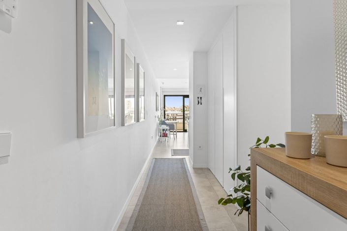 Image No.20-2 Bed Apartment for sale