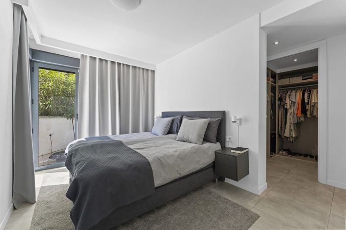 Image No.21-2 Bed Apartment for sale