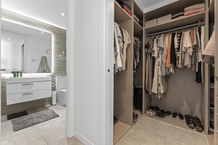 Image No.22-2 Bed Apartment for sale