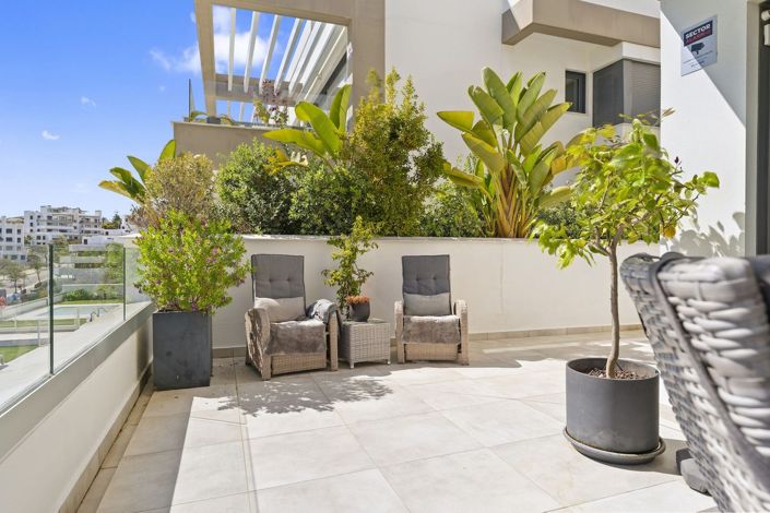 Image No.8-2 Bed Apartment for sale