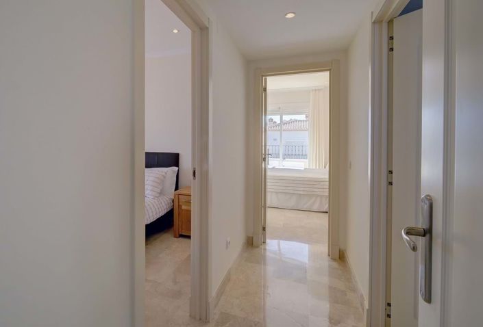 Image No.24-2 Bed Apartment for sale