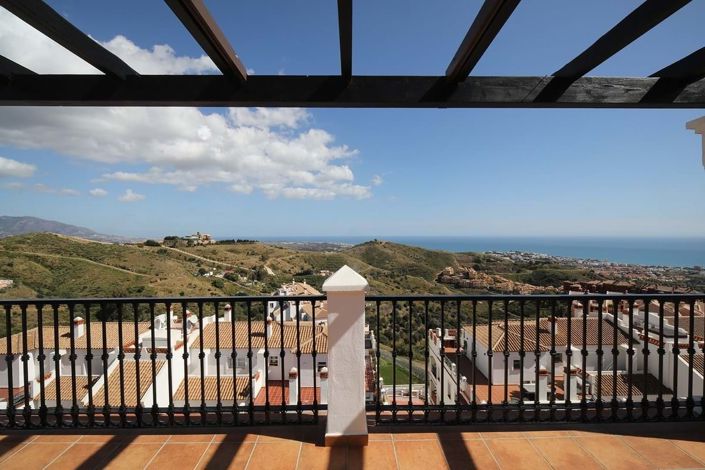 Image No.27-2 Bed Apartment for sale