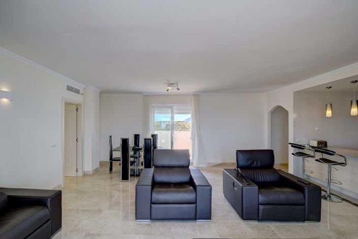 Image No.9-2 Bed Apartment for sale