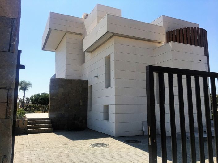 Image No.30-3 Bed Villa for sale