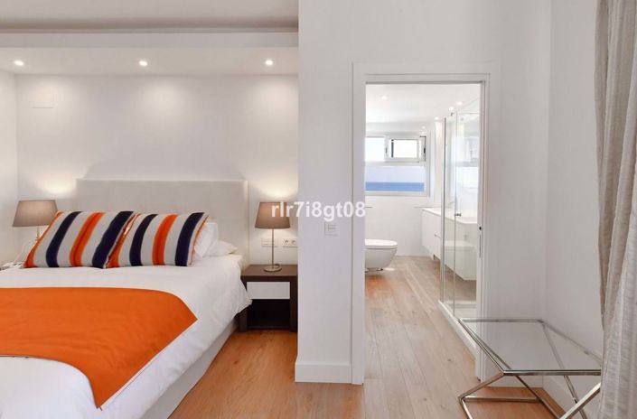 Image No.17-3 Bed Apartment for sale