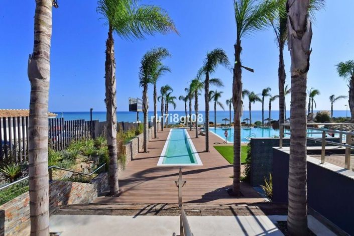 Image No.38-3 Bed Apartment for sale