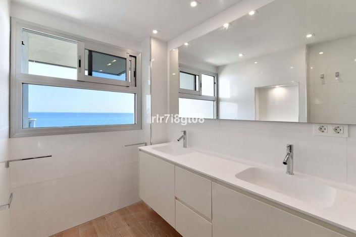 Image No.6-3 Bed Apartment for sale