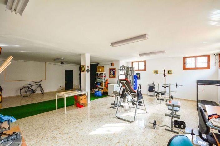 Image No.27-5 Bed Villa for sale