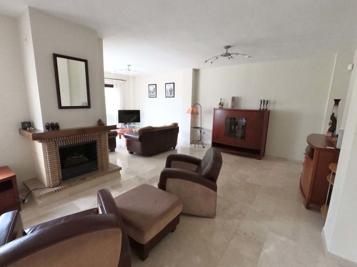 Image No.7-4 Bed Villa for sale